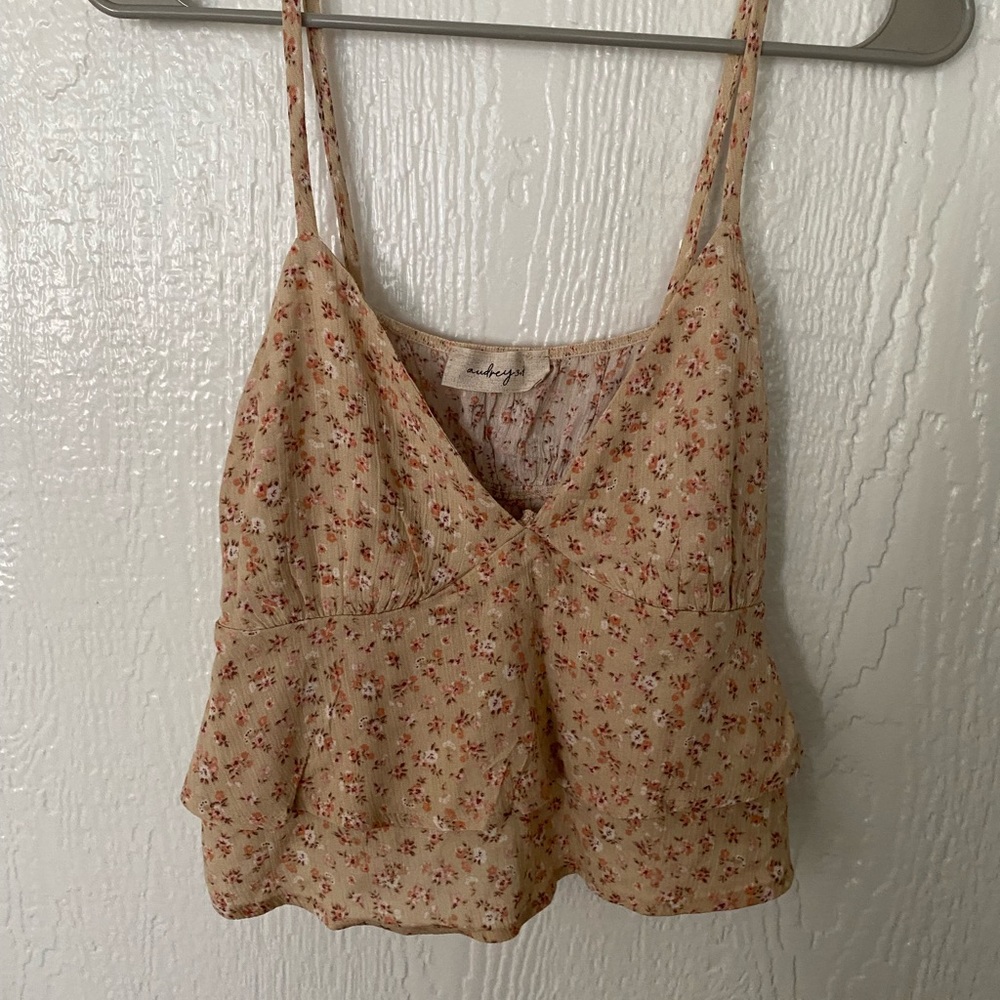 Floral crop tank top